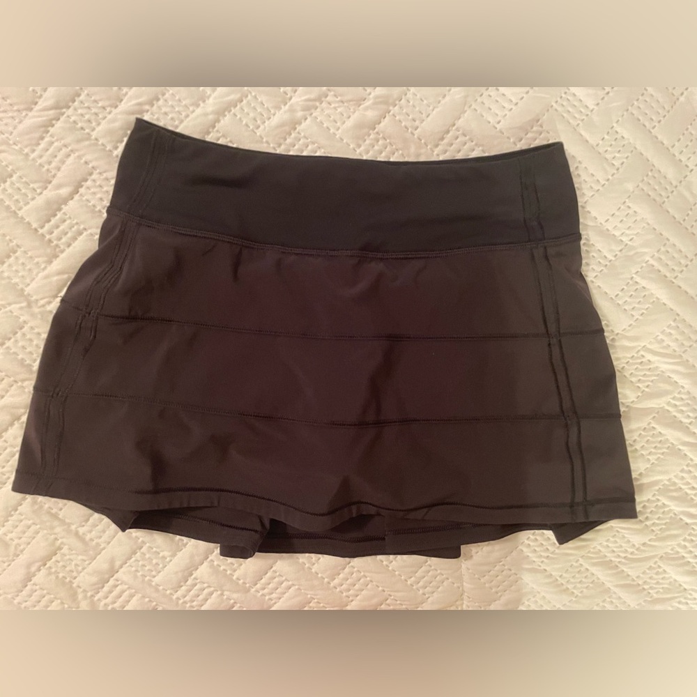 Lululemon Women’s Pace Rival mid-rise skirt